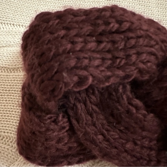 ALDO Women’s Knit Braid Winter Headband / Ear Warmer Burgundy - Picture 6 of 6